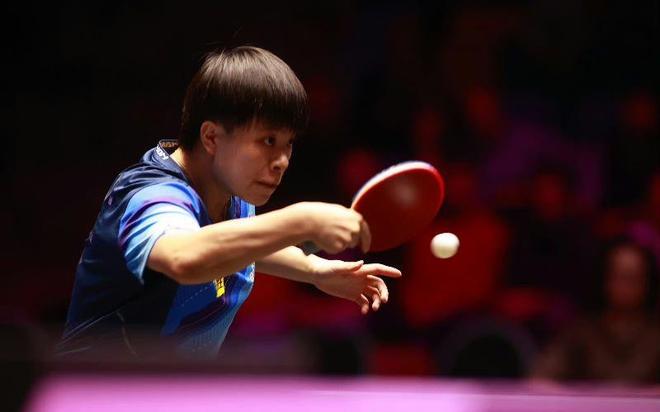 到观众欢呼 到观众欢呼