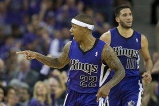 在防守端和 在防守端和