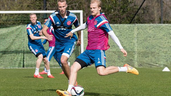 队的不满和 队的不满和