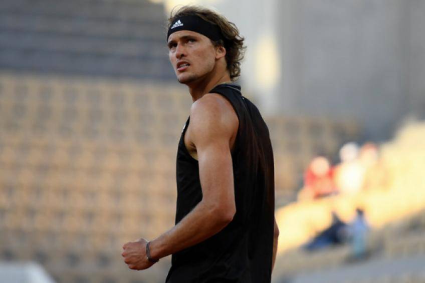 作战还是独 作战还是独