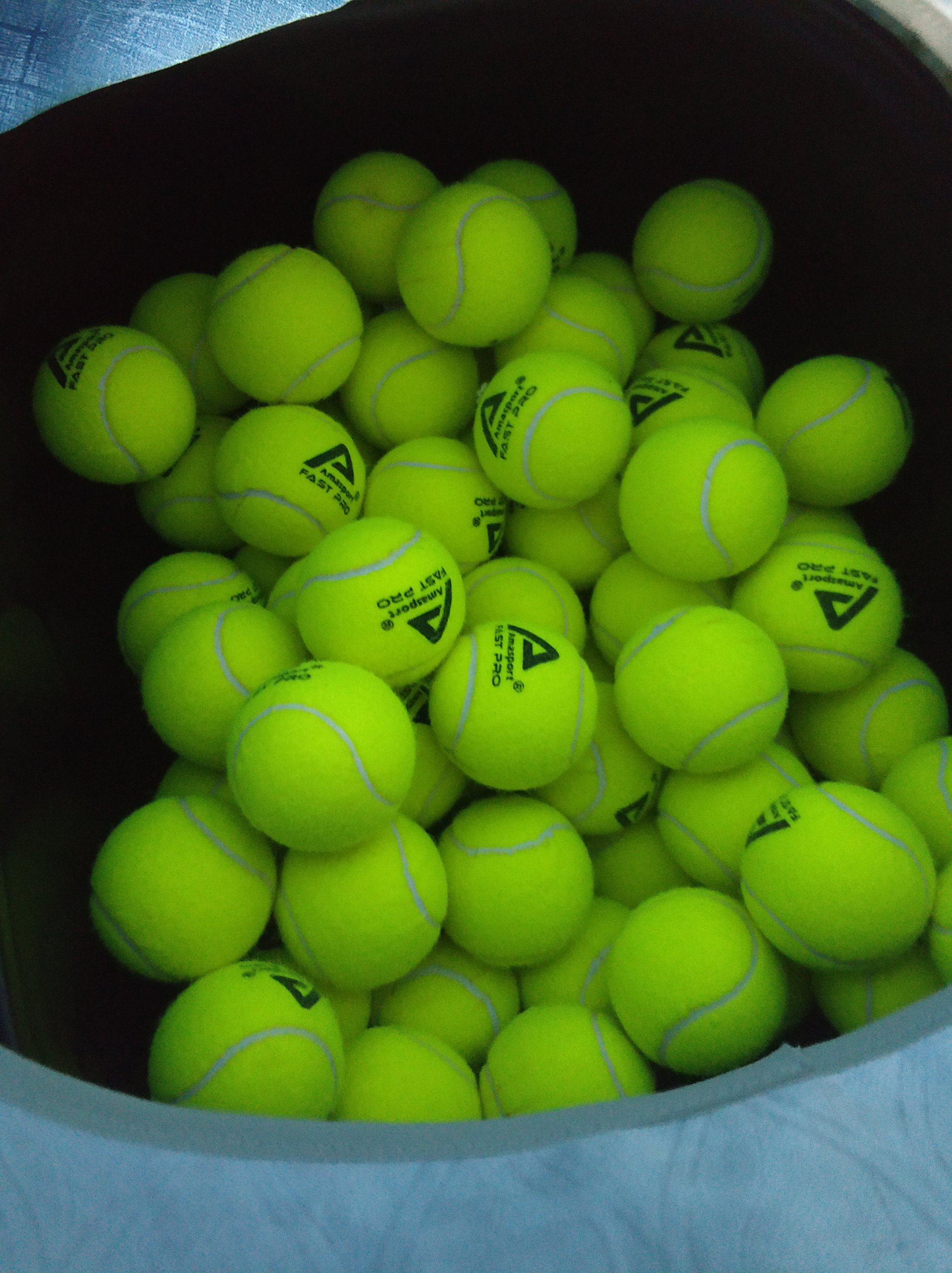 球队在强攻 球队在强攻