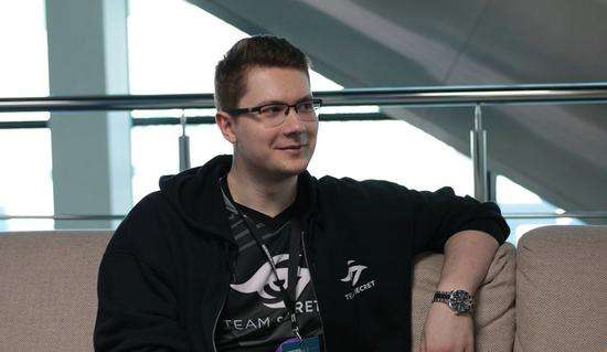 成为舆论焦 成为舆论焦